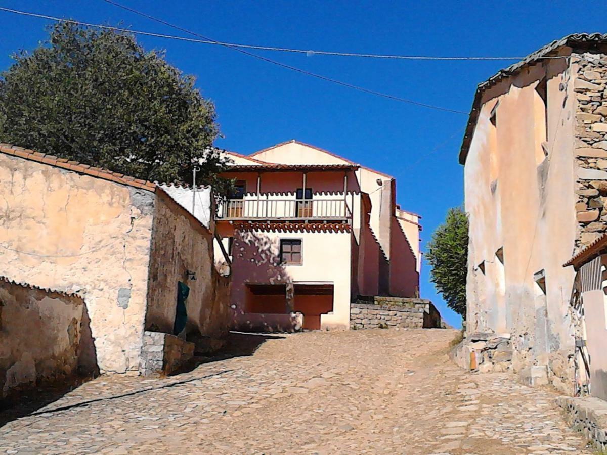 B&B I Menhir Sorgono Exterior foto